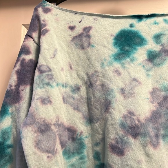 Pink Victorias Secret Baby Blue Off the Shoulder Tie Dye Sweatshirt EUC It#C56 - Picture 13 of 15